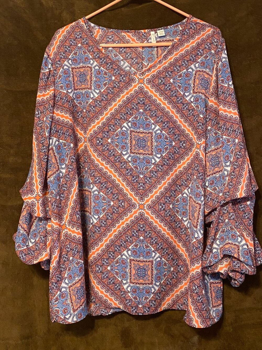 Cato Est. 1946, 3/4 length, double layered sleeve, blouse/tunic, size 14/16W